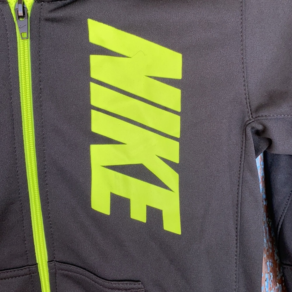 Nike Boys Black & Neon Yellow Zip Up Hoodie - Picture 2 of 6